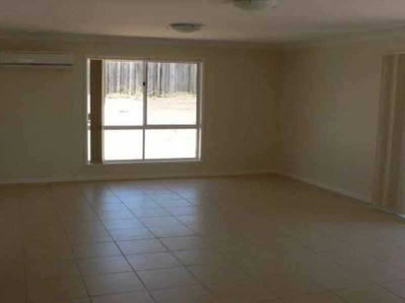 43 Hilltop Ave, Southside QLD 4570