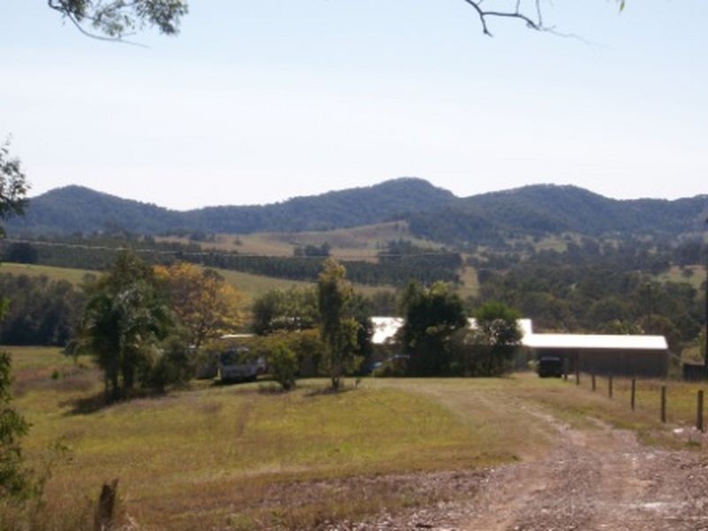 765 Noosa Road, Mothar Mountain QLD 4570