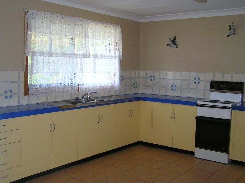 25 Sorensen Road, Southside QLD 4570