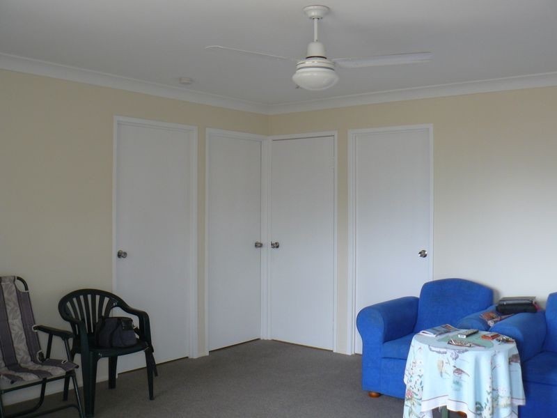 5 Helen St, Southside QLD 4570