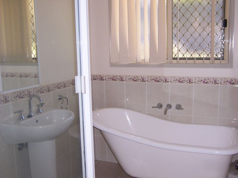 65 Bath Terrace, Gympie QLD 4570