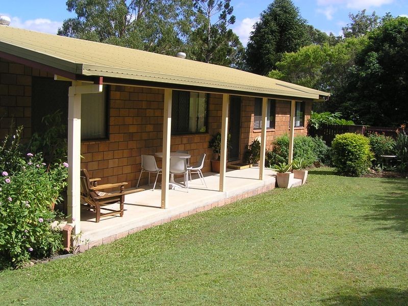 6 Acacia Circuit, Southside QLD 4570