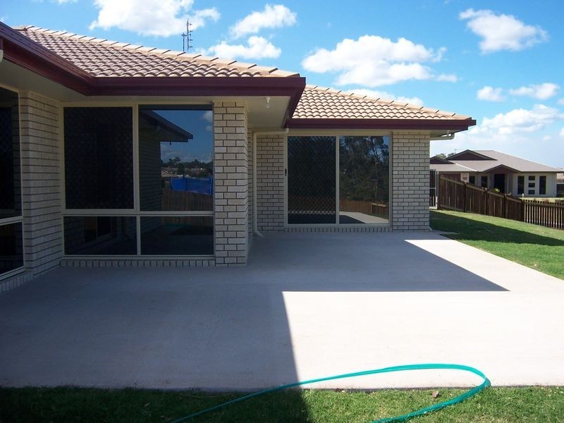 84 Gympie View Drive, Southside QLD 4570