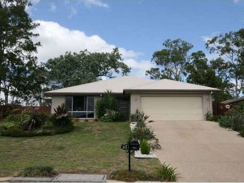 35 Hilltop Ave, Southside QLD 4570