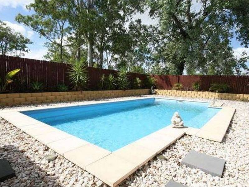 35 Hilltop Ave, Southside QLD 4570