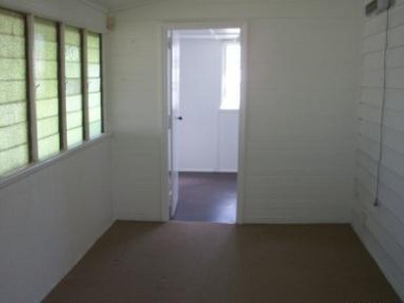 85 Noosa Road, Monkland QLD 4570