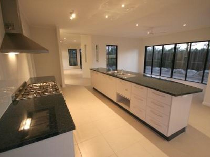 41 Hilltop Ave, Southside QLD 4570