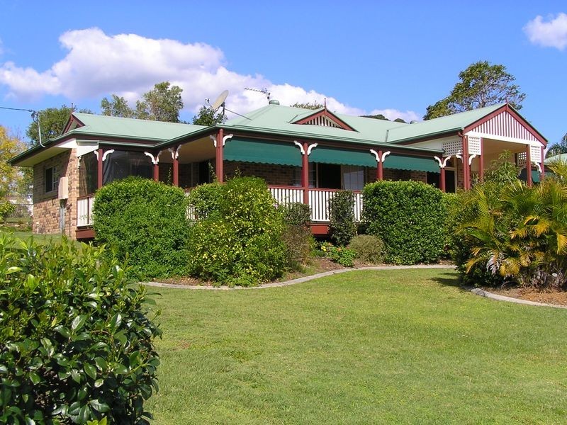 7 Bethany Court, Southside QLD 4570