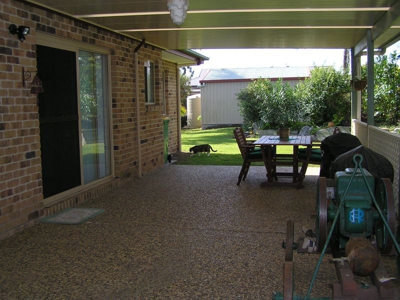 7 Bethany Court, Southside QLD 4570