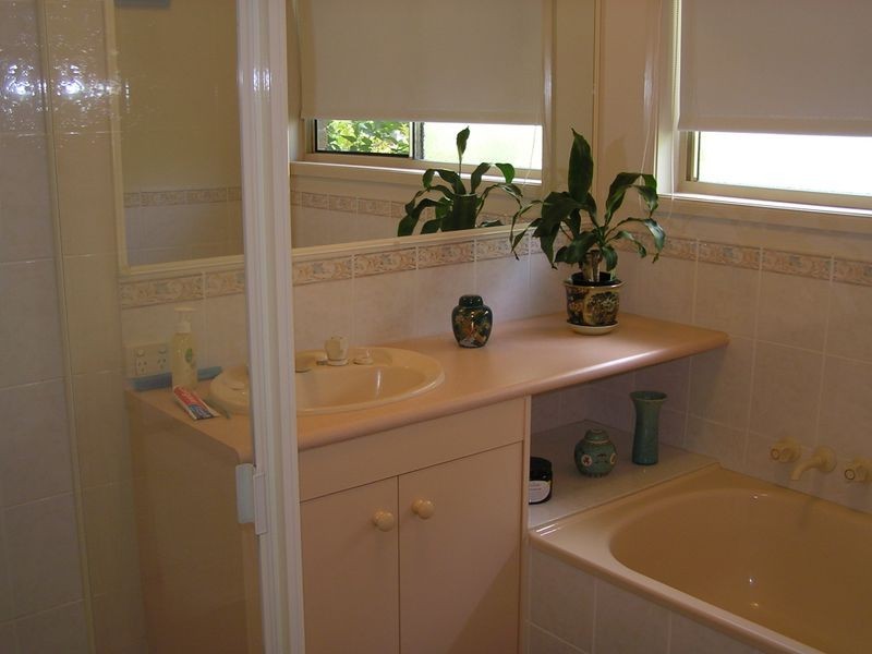 7 Bethany Court, Southside QLD 4570