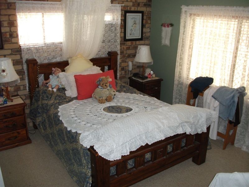 34 Shadbolt Rd, Mothar Mountain QLD 4570