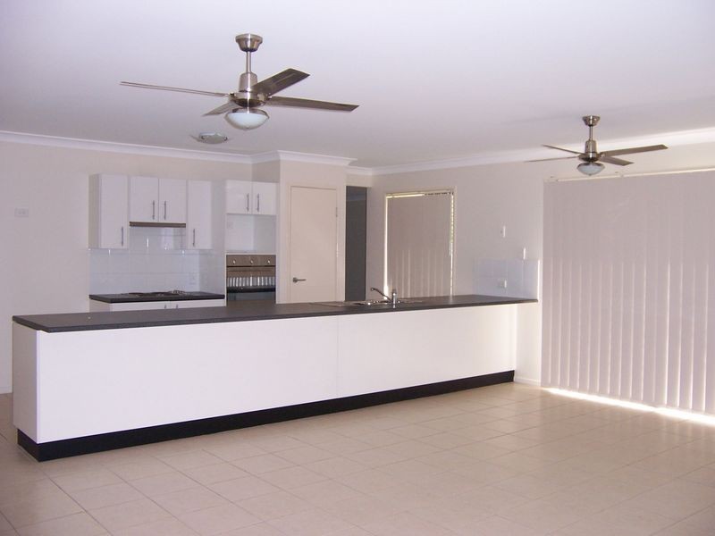8 Fairway Drv, Gympie QLD 4570