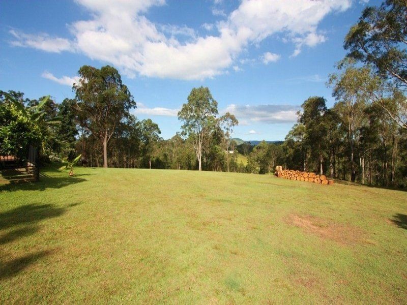 13 Okeeffe Rd, Mothar Mountain QLD 4570