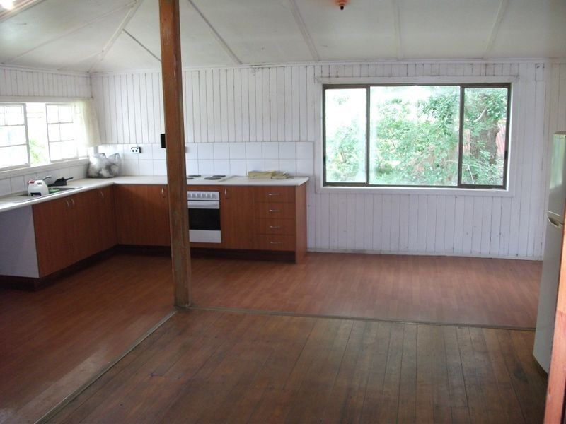 11 Inglewood Rd, Gympie QLD 4570