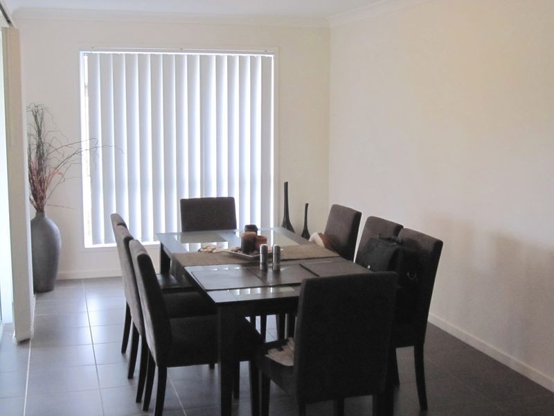 9 Chairmans Close, Jones Hill QLD 4570