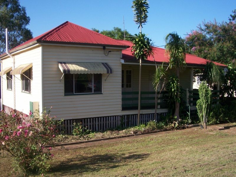 11 Stephens Street, Kandanga QLD 4570