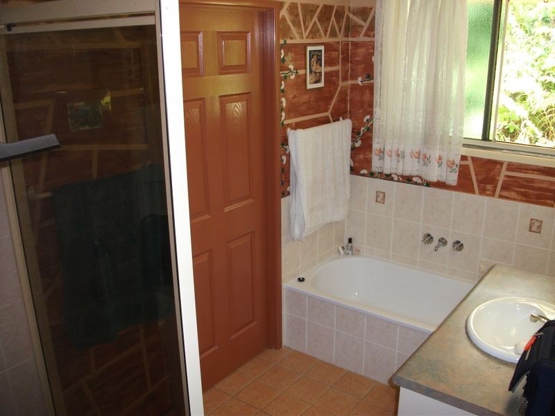 100 Rifle Range Rd, Gympie QLD 4570