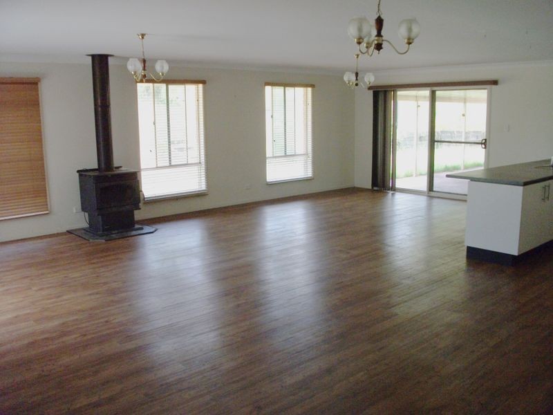 50 Kimberly Grange Crt, Curra QLD 4570