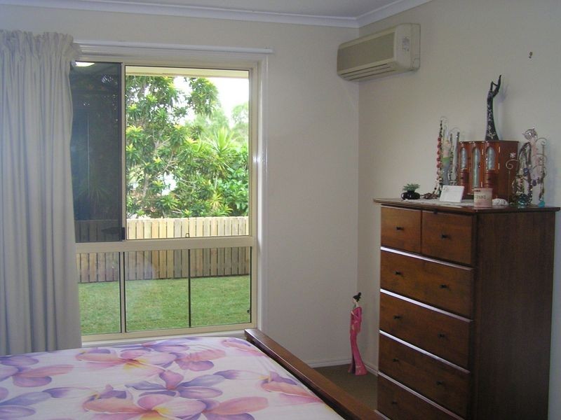 27 Lily St, Southside QLD 4570
