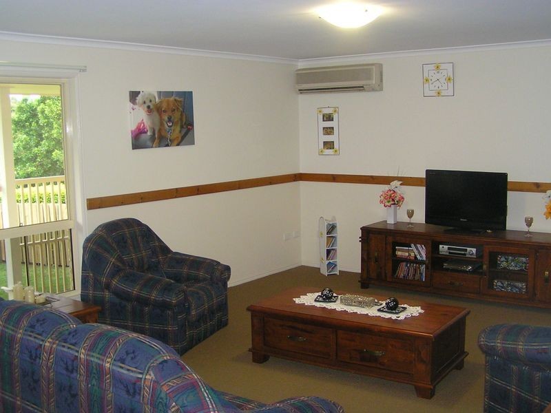 27 Lily St, Southside QLD 4570