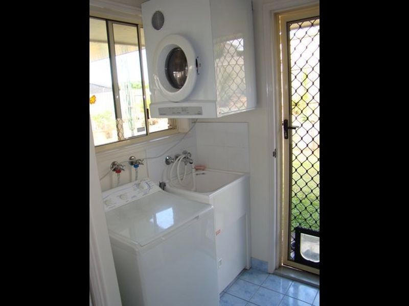 27 Lily St, Southside QLD 4570