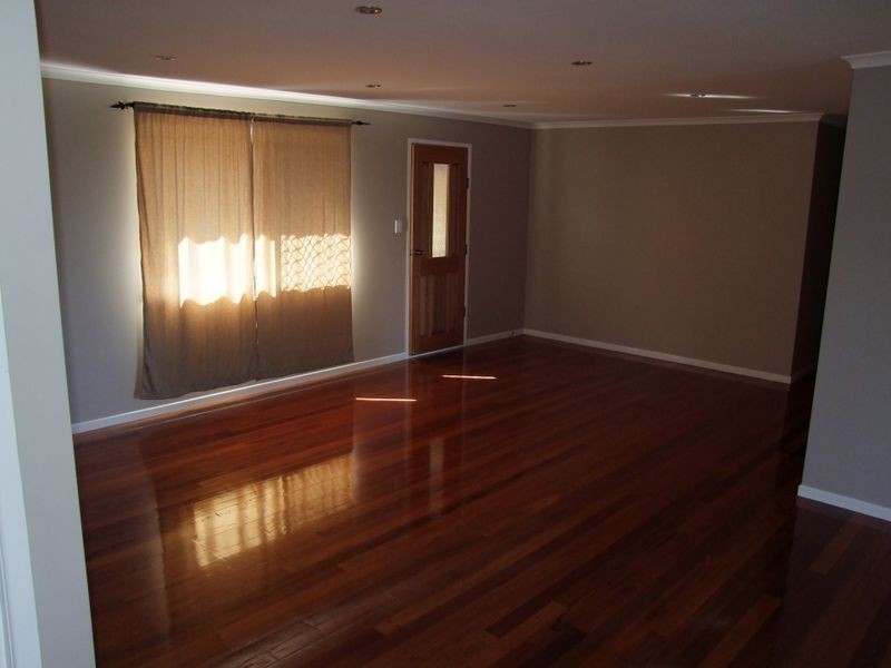 27 Okeeffe Rd, Mothar Mountain QLD 4570