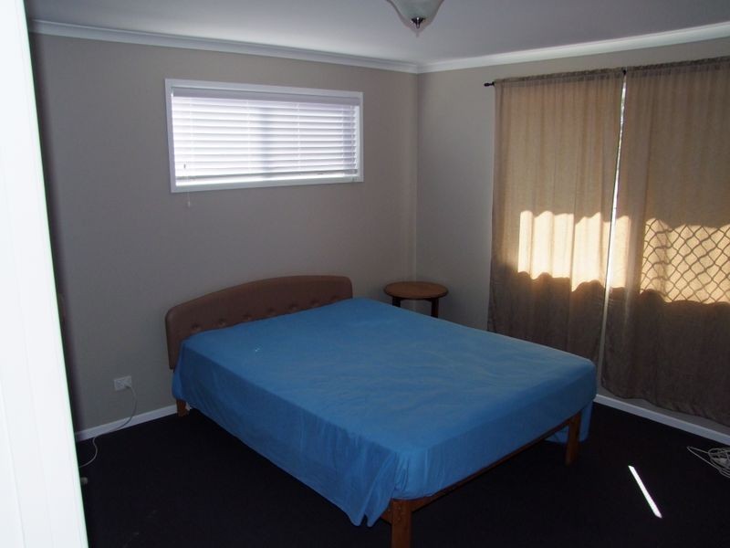 27 Okeeffe Rd, Mothar Mountain QLD 4570