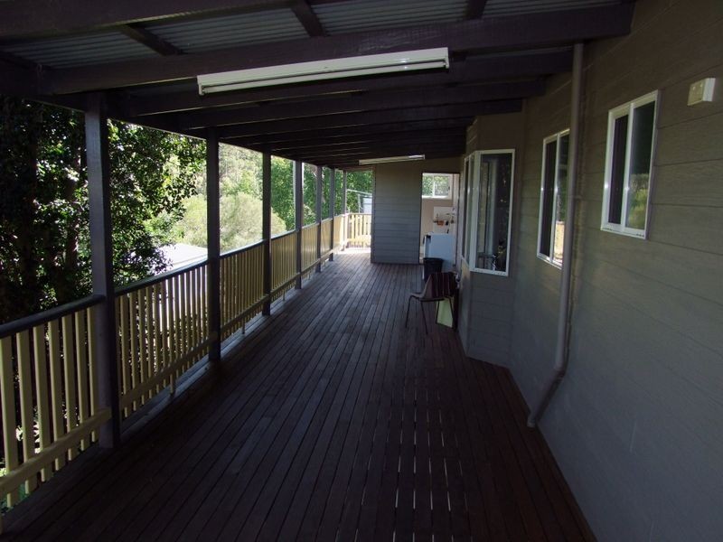 27 Okeeffe Rd, Mothar Mountain QLD 4570