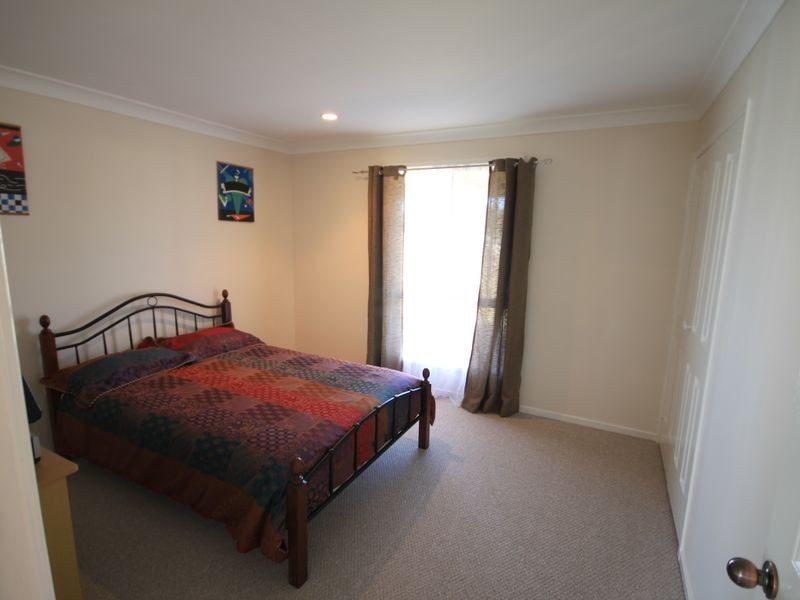 4 Tea Tree Court, The Palms QLD 4570