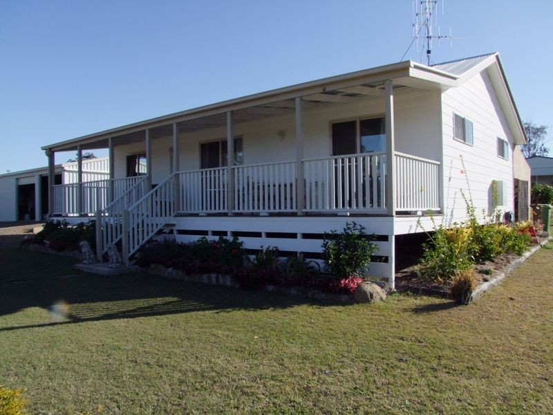 4 Allen Place, Curra QLD 4570