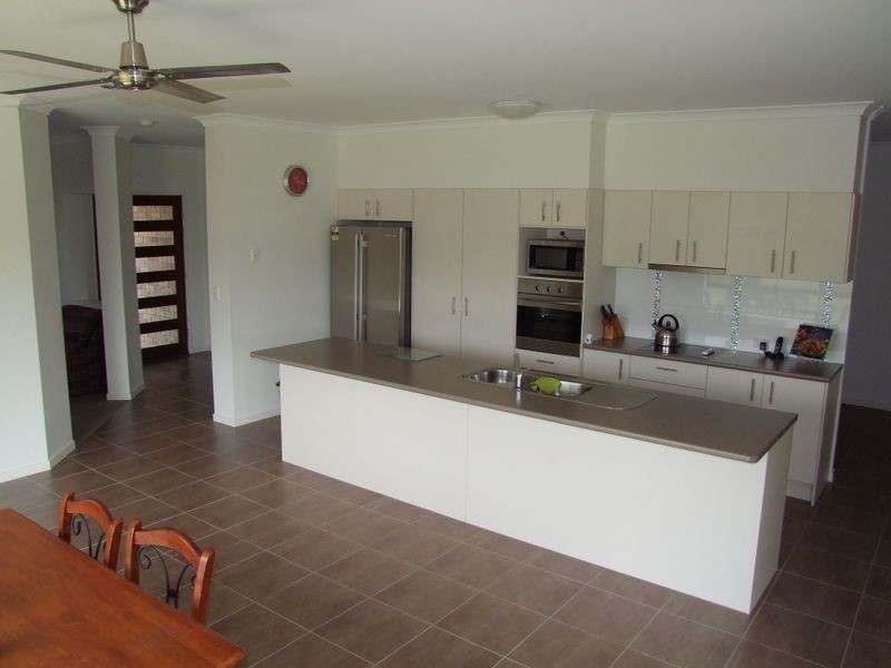 5 Bracefell St, Southside QLD 4570