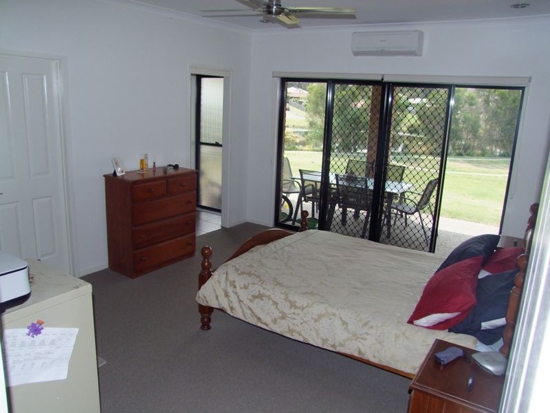 5 Bracefell St, Southside QLD 4570