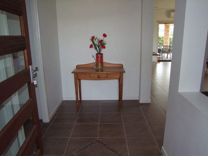 5 Bracefell St, Southside QLD 4570