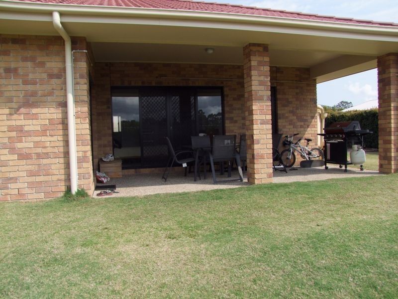 5 Bracefell St, Southside QLD 4570