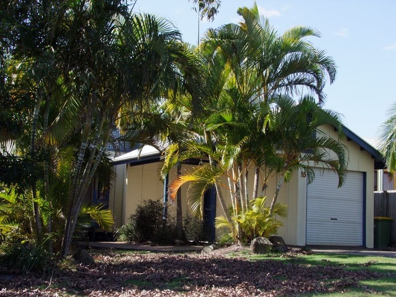 15 Coolberry Crt, Rainbow Beach QLD 4581