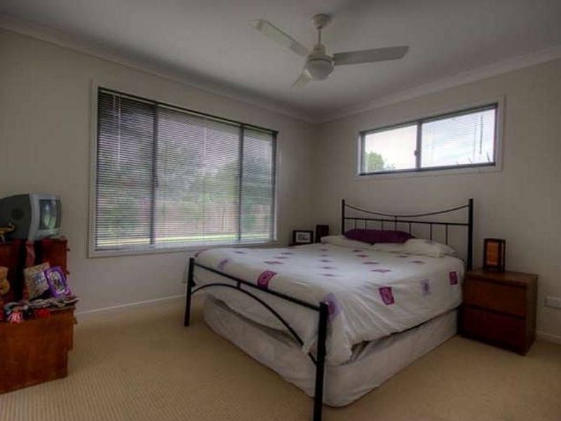 50 Golden Hind Ave, Cooloola QLD 4580