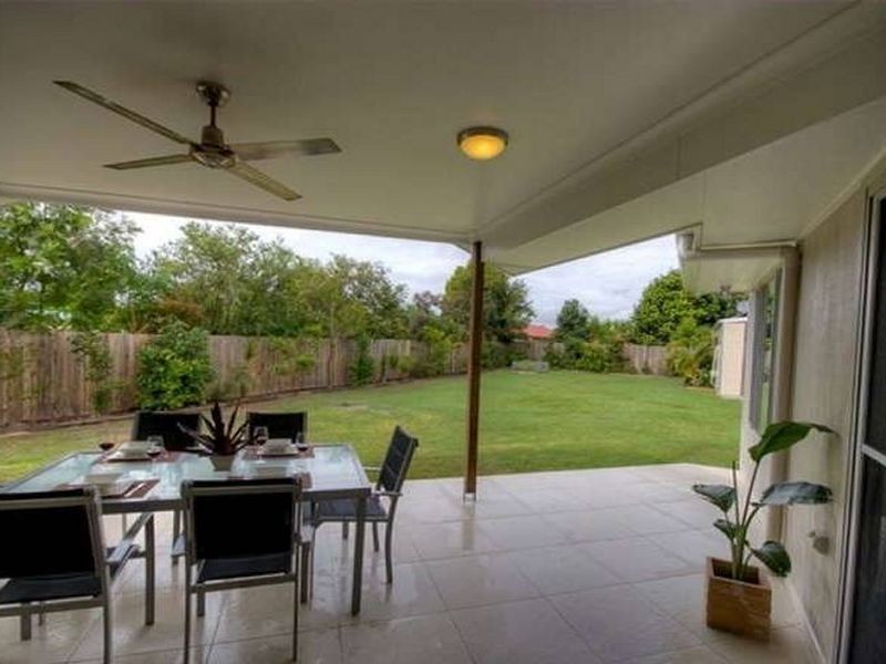 50 Golden Hind Ave, Cooloola QLD 4580
