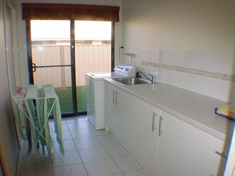 21 Kanimbla Ave, Cooloola Cove QLD 4580