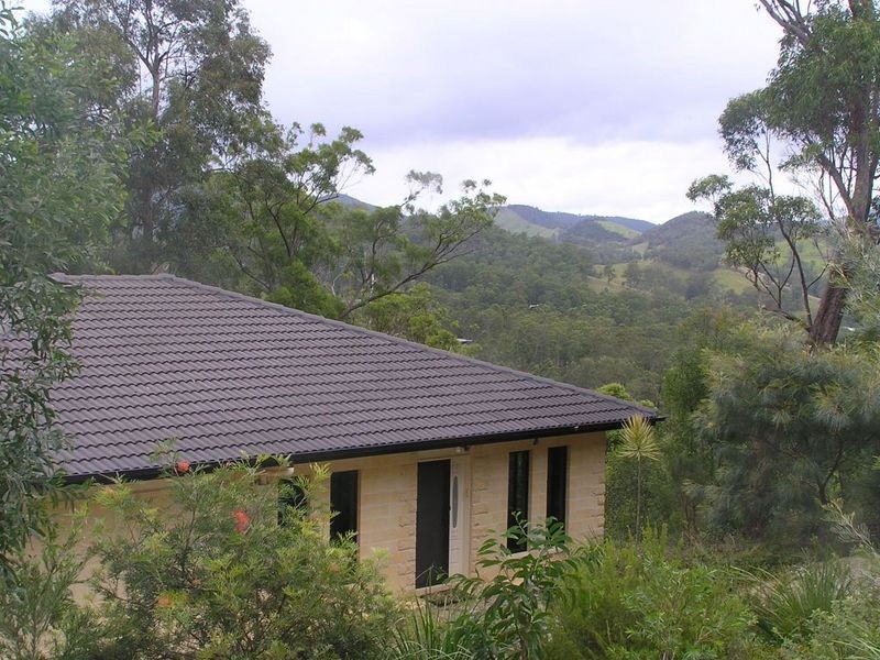 153 Benian Road, The Palms QLD 4570