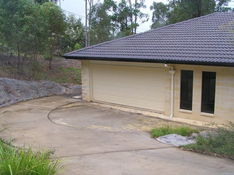 153 Benian Road, The Palms QLD 4570