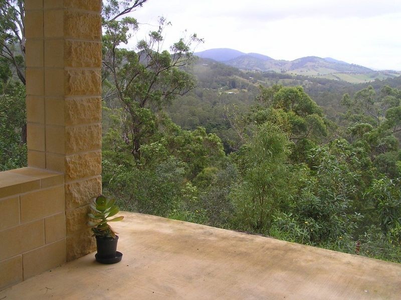 153 Benian Road, The Palms QLD 4570