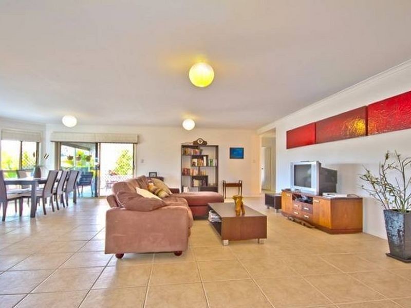 12 Capstan Court, Cooloola Cove QLD 4580