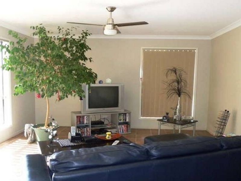 36 Creekside Esp, Cooloola Cove QLD 4580