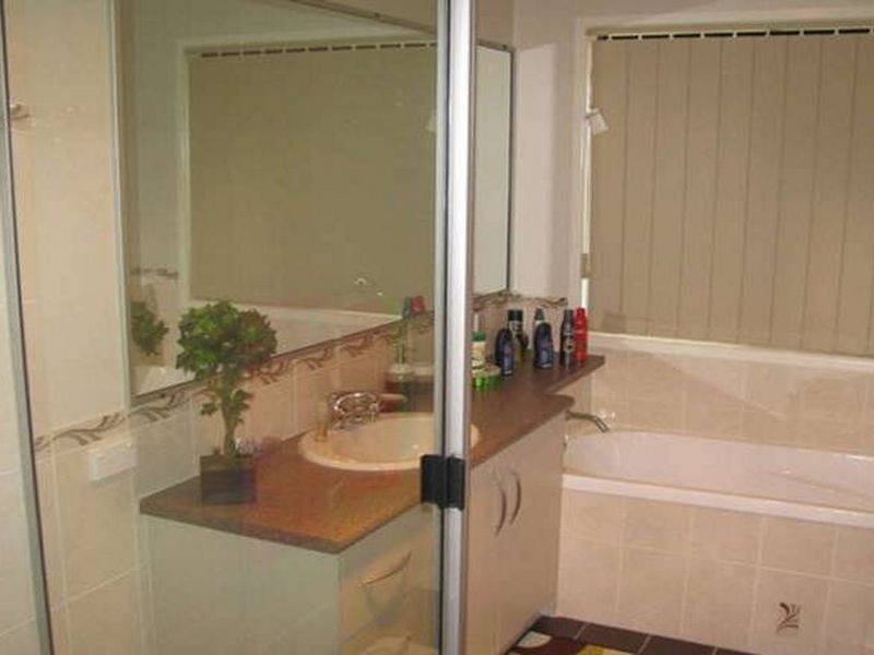 36 Creekside Esp, Cooloola Cove QLD 4580