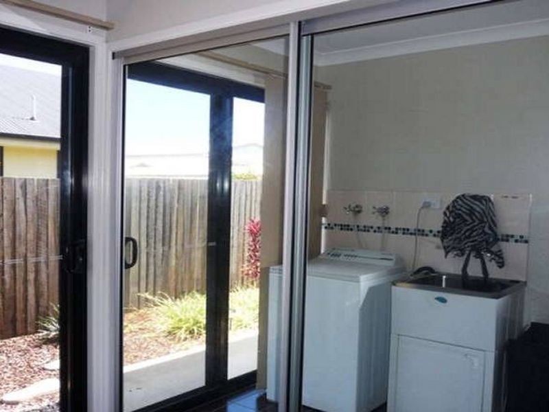 36 Creekside Esp, Cooloola Cove QLD 4580