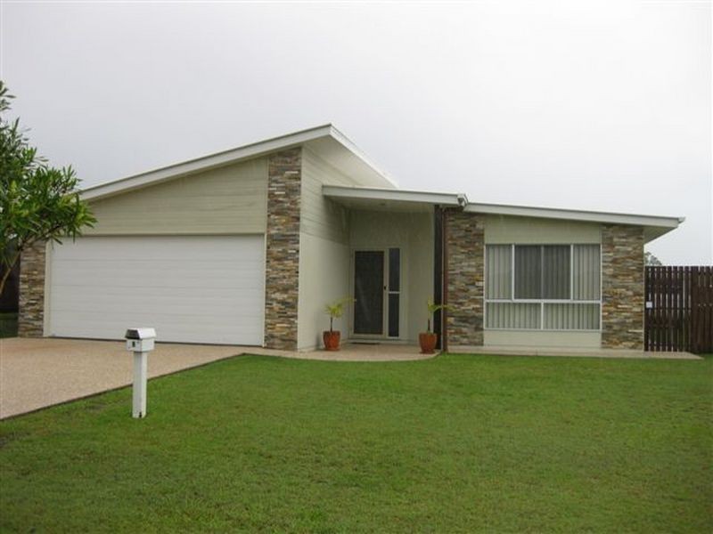 8 Boambillee Circuit, Cooloola Cove QLD 4580