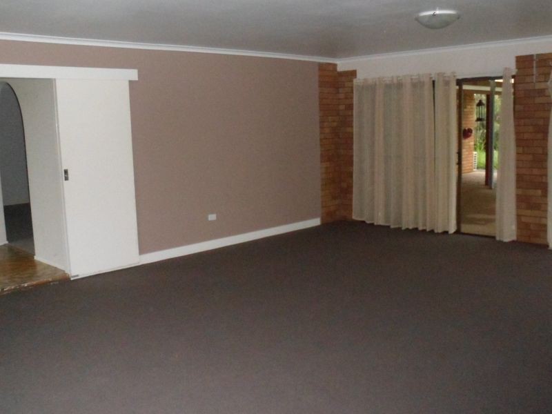 300 Kin Kin Rd, Greens Creek QLD 4570