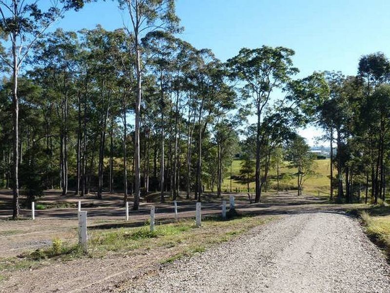 79 & 85 Old Veteran Rd, Veteran QLD 4570