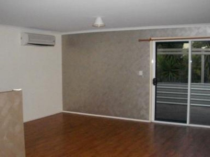 4 Bishop Court, Southside QLD 4570