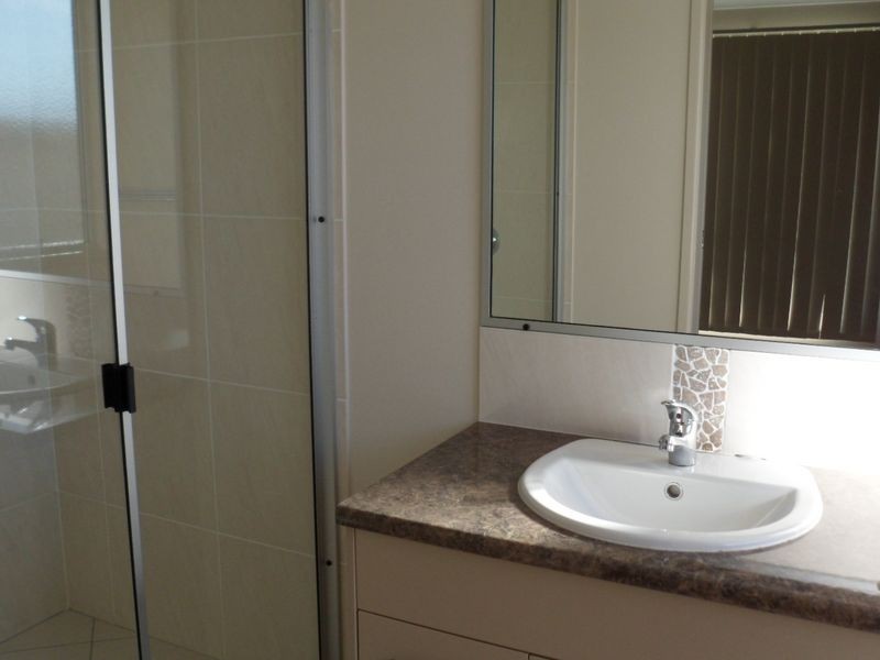 4 Environs Avenue, Cooloola Cove QLD 4580